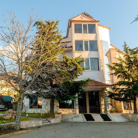 Hotel George Korce Exterior photo